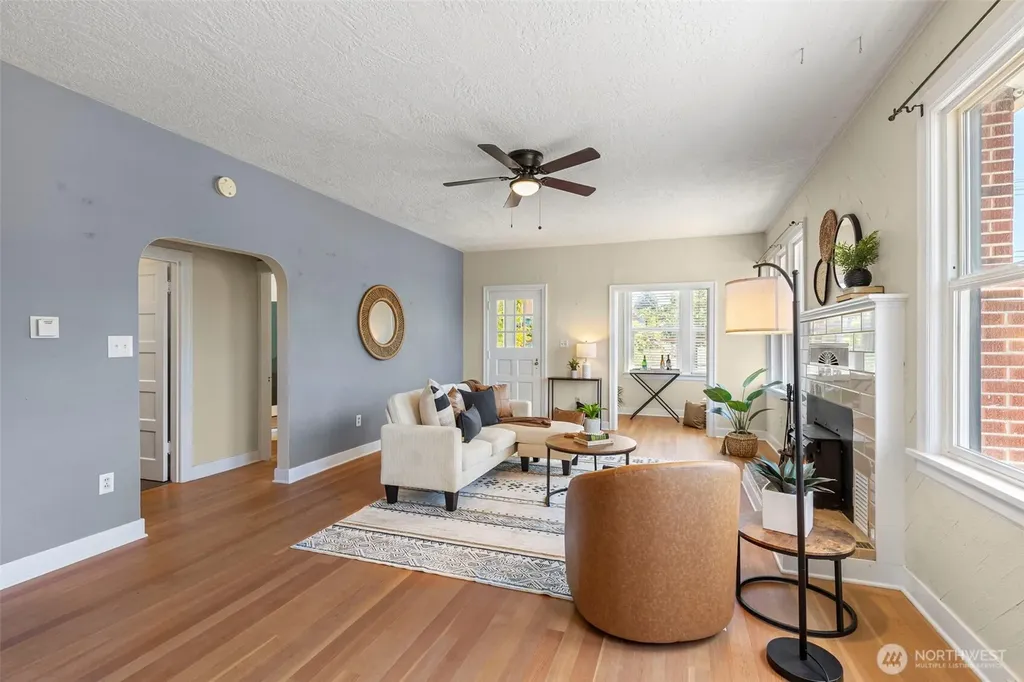 322 S Jones Street Port Angeles WA 98362
