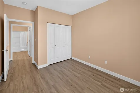14915 38th Drive SE Bothell WA 98012