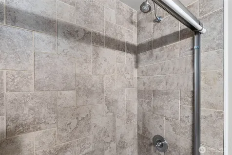3335 Centennial Way NE Tacoma WA 98422