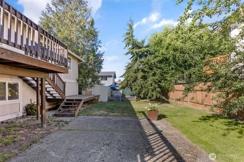3335 Centennial Way NE Tacoma WA 98422