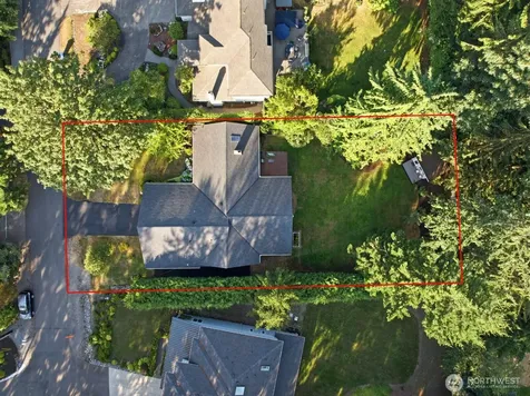 16537 SE 45th Place Bellevue WA 98006