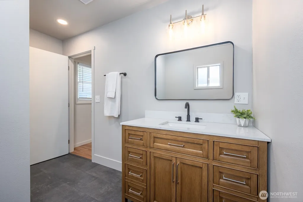 36 F Street SW Ephrata WA 98823