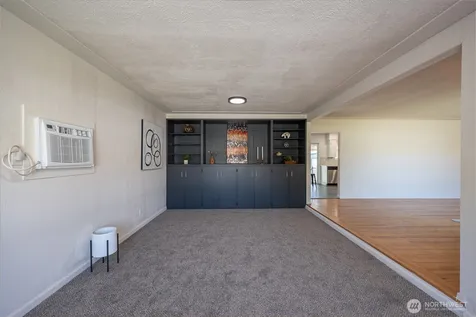 36 F Street SW Ephrata WA 98823