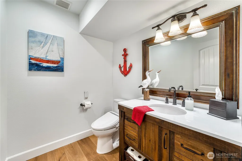 802 Jewil Drive Fox Island WA 98333