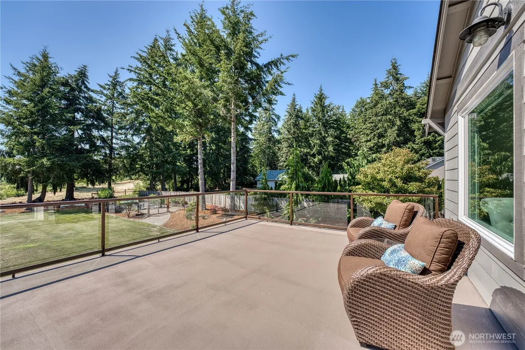 802 Jewil Drive Fox Island WA 98333
