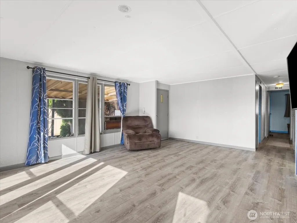 855 Hazel Dell Road Castle Rock WA 98611