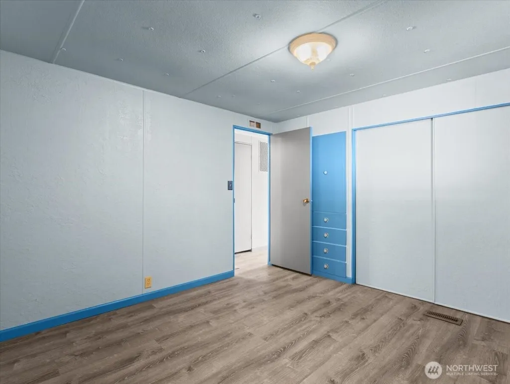 855 Hazel Dell Road Castle Rock WA 98611
