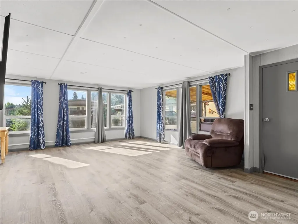 855 Hazel Dell Road Castle Rock WA 98611