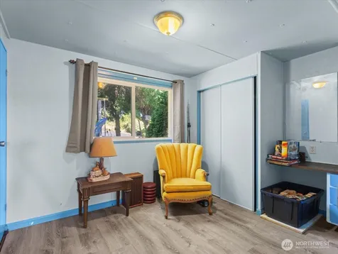 855 Hazel Dell Road Castle Rock WA 98611
