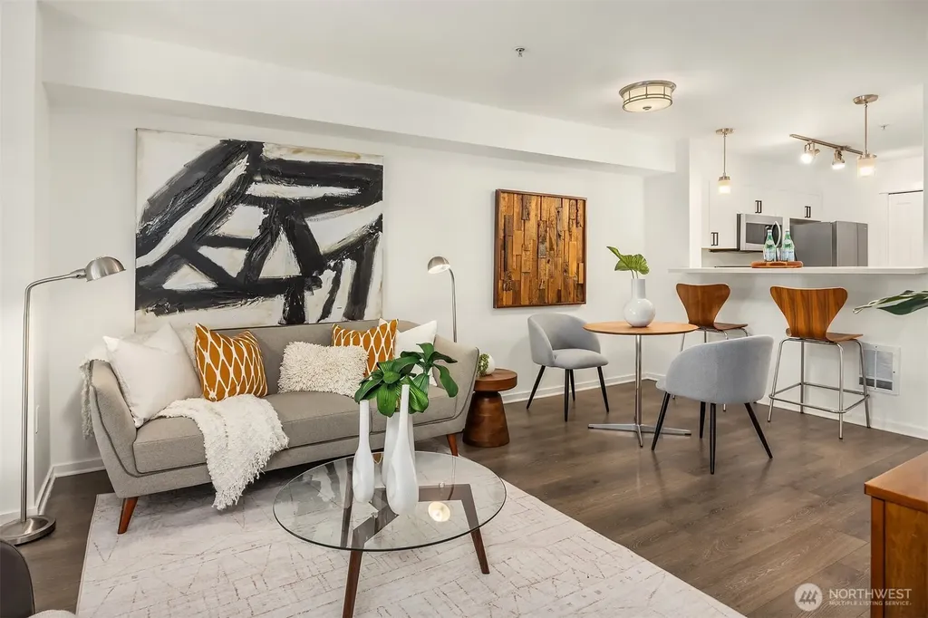 111 108th Avenue NE Bellevue WA 98004