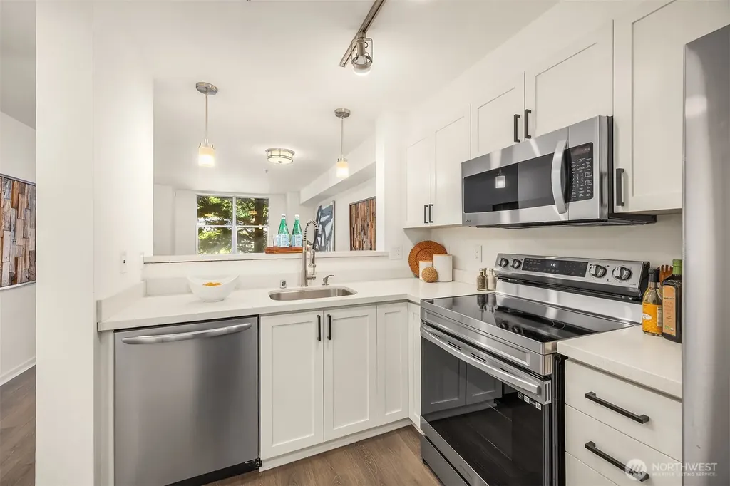 111 108th Avenue NE Bellevue WA 98004