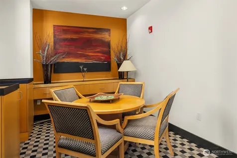 111 108th Avenue NE Bellevue WA 98004