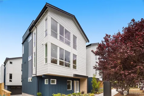 825 17th Avenue Seattle WA 98144