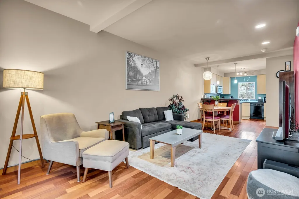 4838 S Chicago Street Seattle WA 98118
