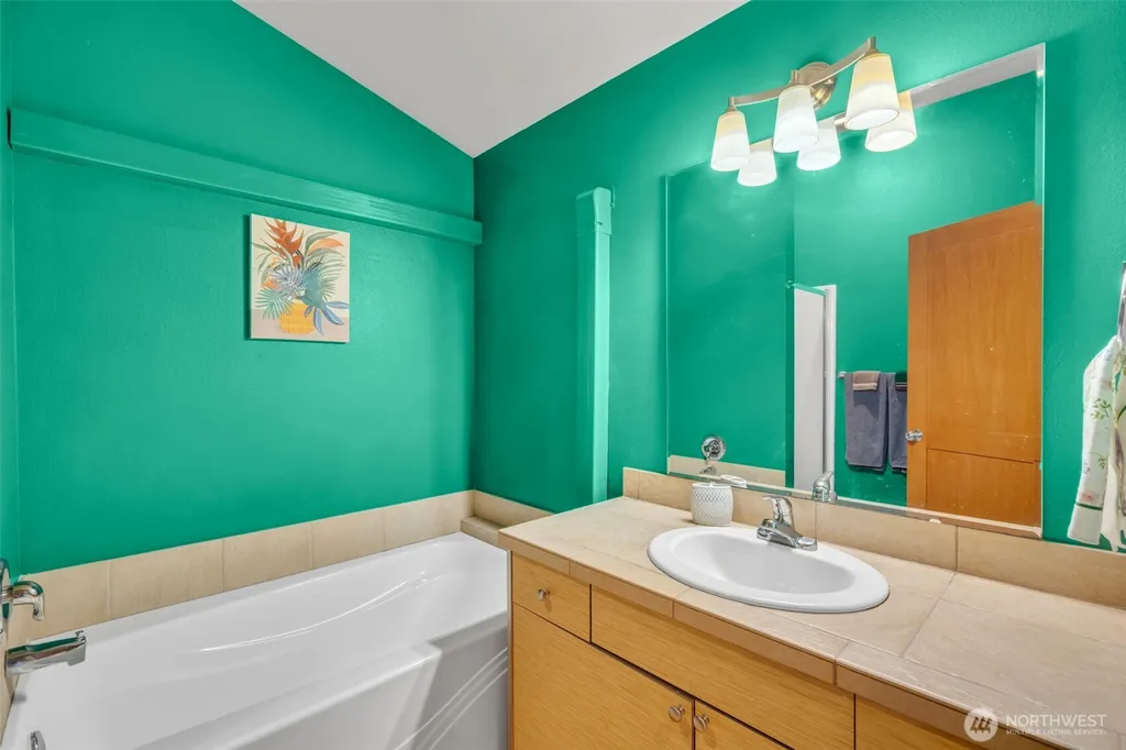 4838 S Chicago Street Seattle WA 98118