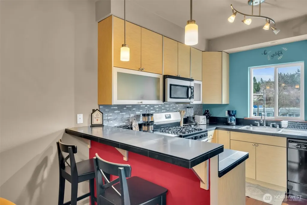 4838 S Chicago Street Seattle WA 98118