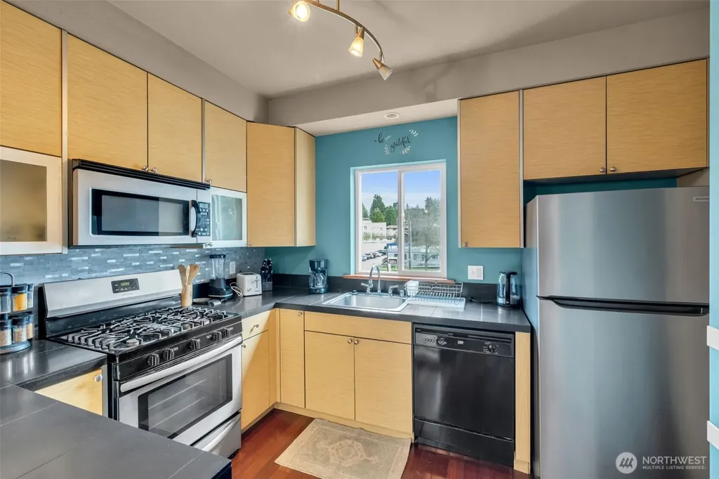 4838 S Chicago Street Seattle WA 98118