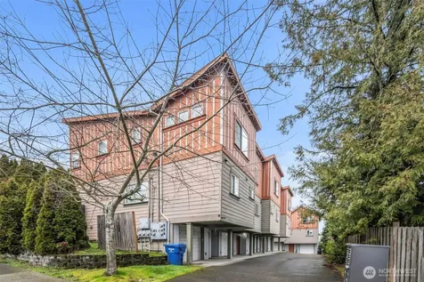 4838 S Chicago Street Seattle WA 98118
