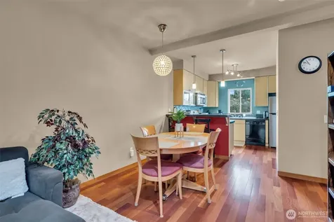 4838 S Chicago Street Seattle WA 98118