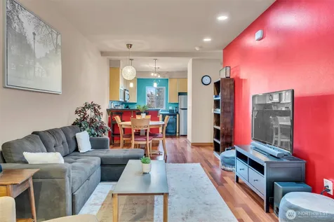 4838 S Chicago Street Seattle WA 98118