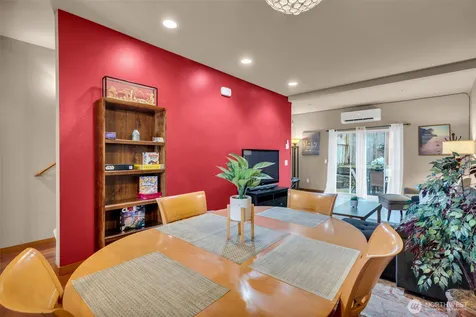 4838 S Chicago Street Seattle WA 98118
