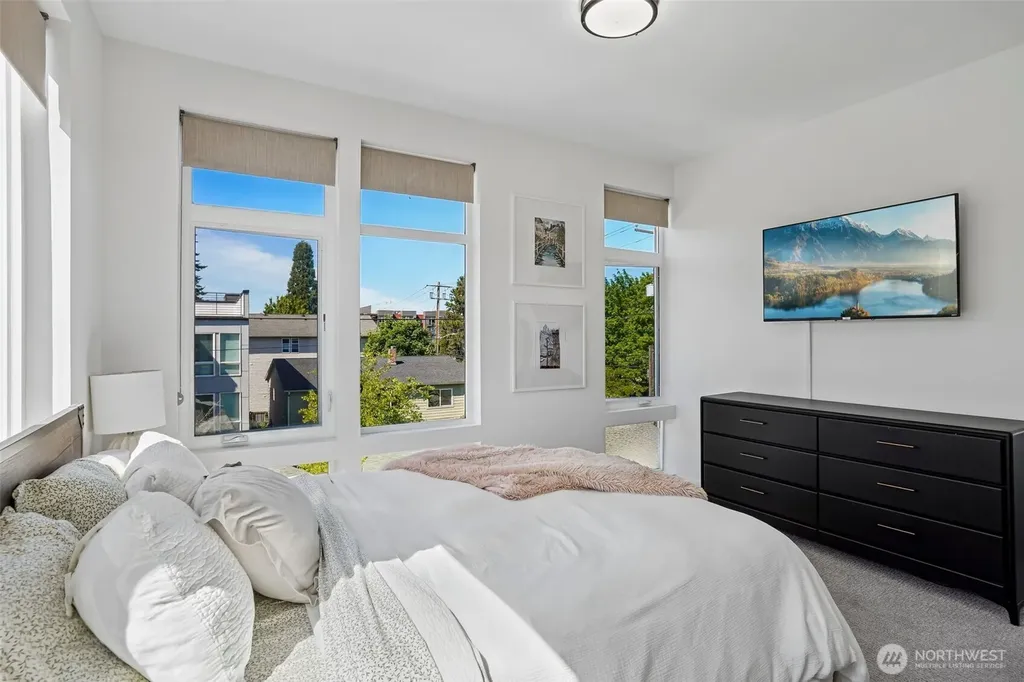2609 SW Nevada Street Seattle WA 98126