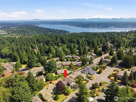 15522 SE 44th Place Bellevue WA 98006