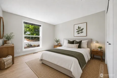15522 SE 44th Place Bellevue WA 98006