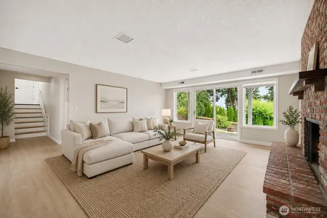 15522 SE 44th Place Bellevue WA 98006