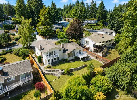 15522 SE 44th Place Bellevue WA 98006
