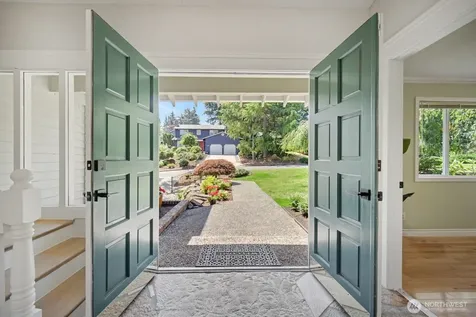 15522 SE 44th Place Bellevue WA 98006