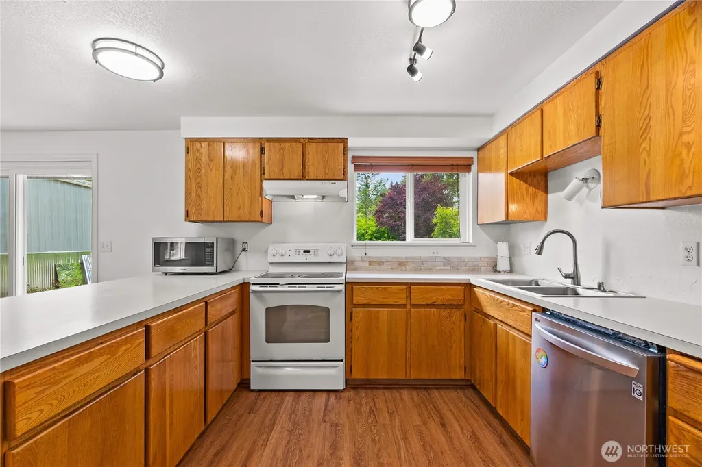 160 Cloquallum Road Elma WA 98541