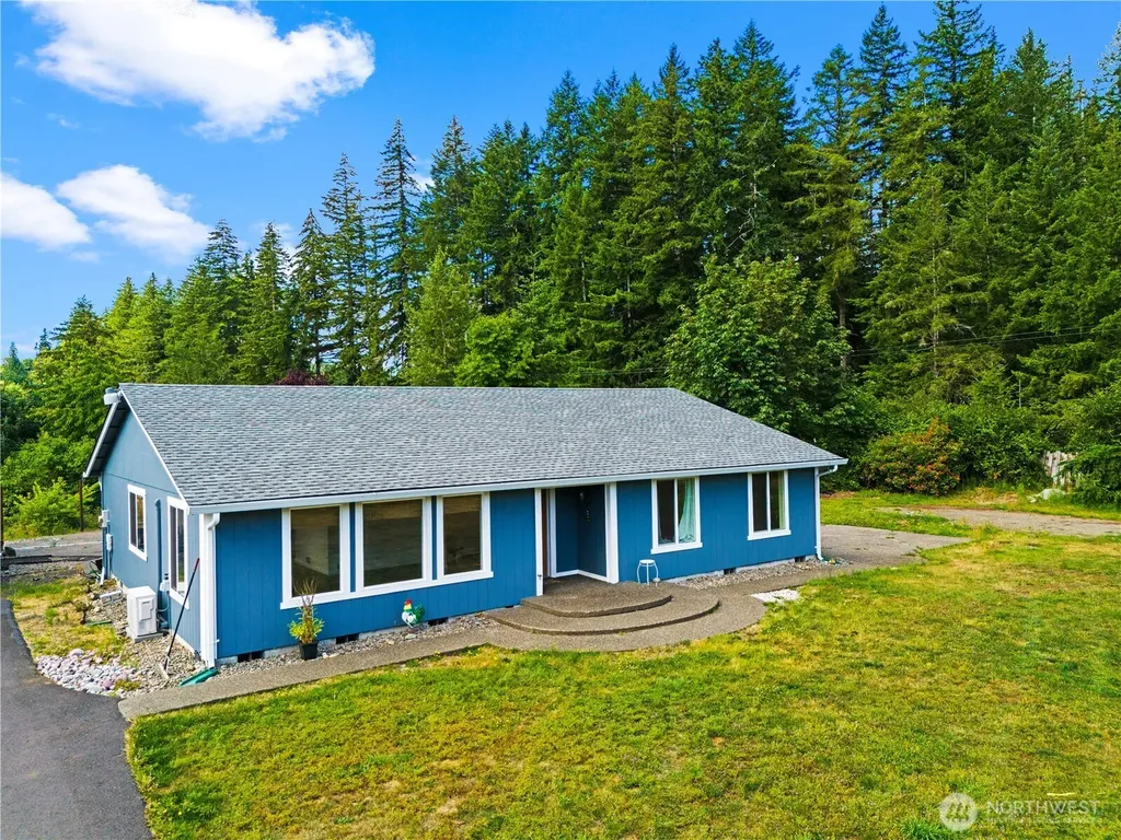 160 Cloquallum Road Elma WA 98541