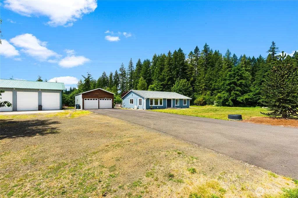 160 Cloquallum Road Elma WA 98541