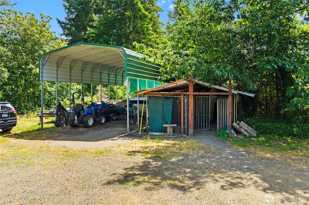 160 Cloquallum Road Elma WA 98541