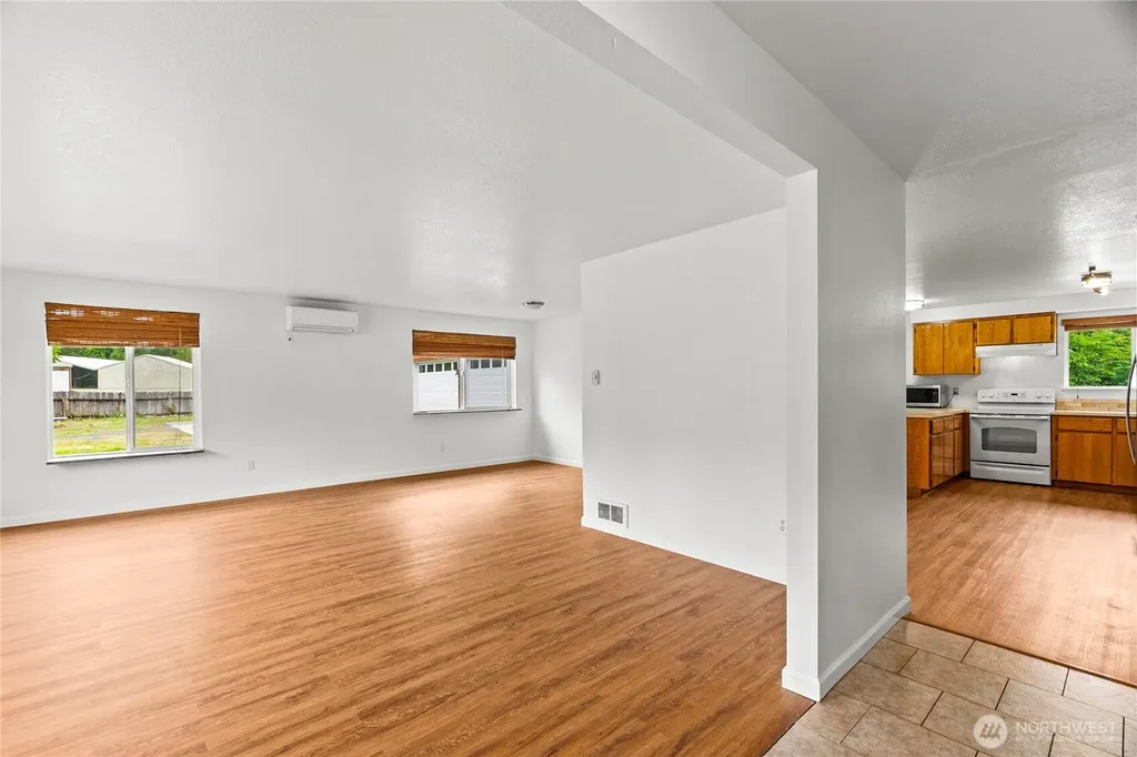 160 Cloquallum Road Elma WA 98541
