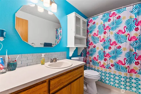 160 Cloquallum Road Elma WA 98541