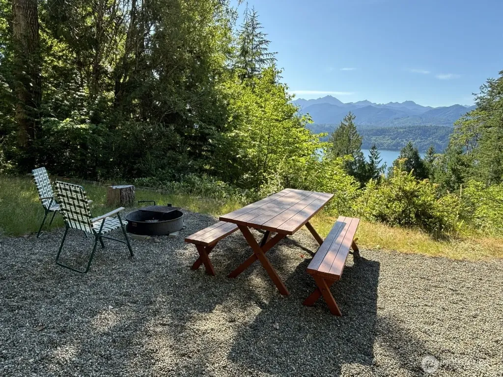 331 NE Capstan Rock Road Tahuya WA 98588