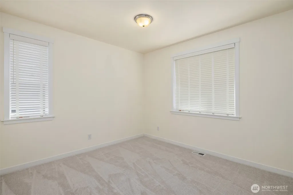 9121 Jacobia Avenue SE Snoqualmie WA 98065