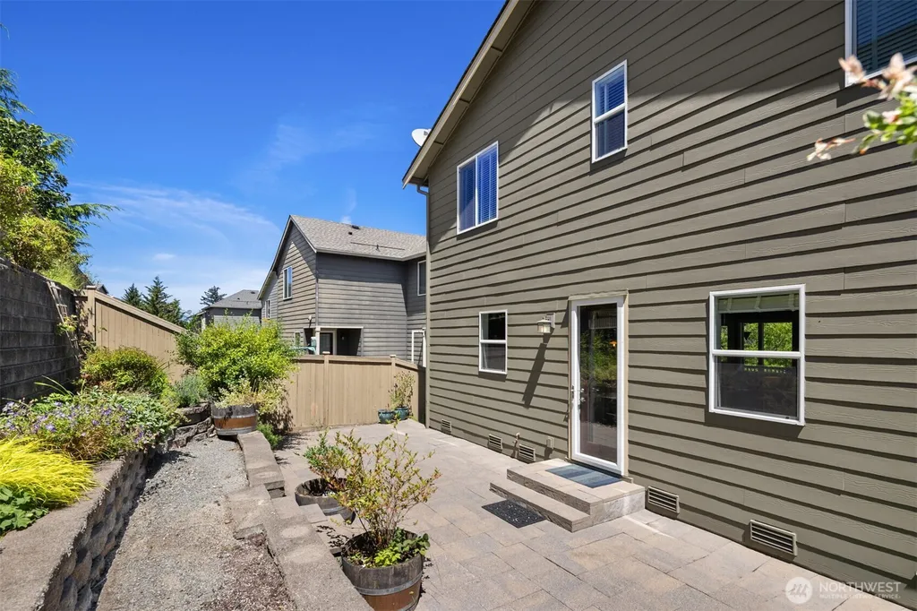 9121 Jacobia Avenue SE Snoqualmie WA 98065