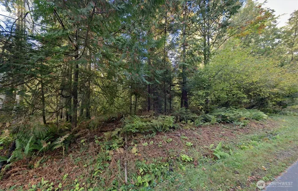14245 Sandy Hook Road NE Poulsbo WA 98370