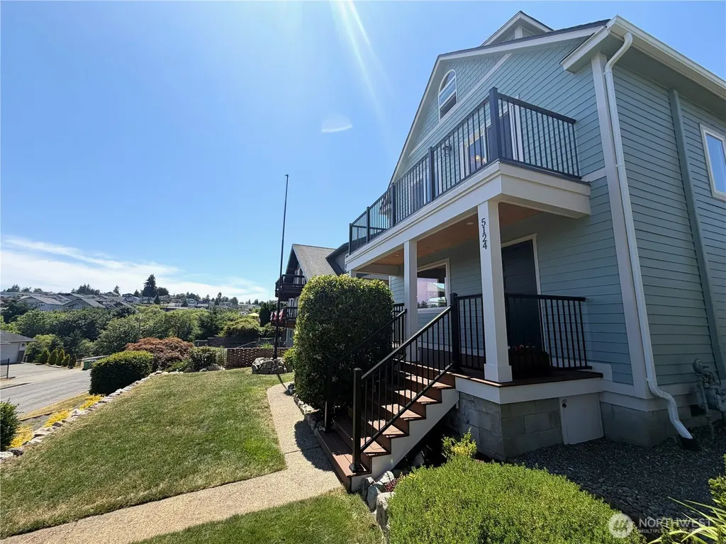 5124 N Bennett Street Ruston WA 98407