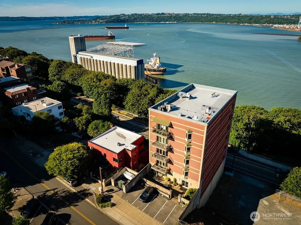 207 Broadway Tacoma WA 98402