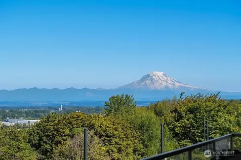 207 Broadway Tacoma WA 98402
