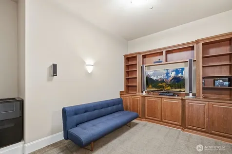 207 Broadway Tacoma WA 98402