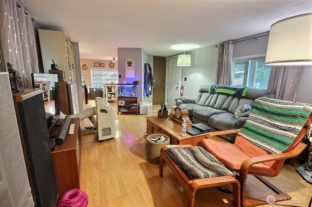 15232 SE 272nd Street Kent WA 98042