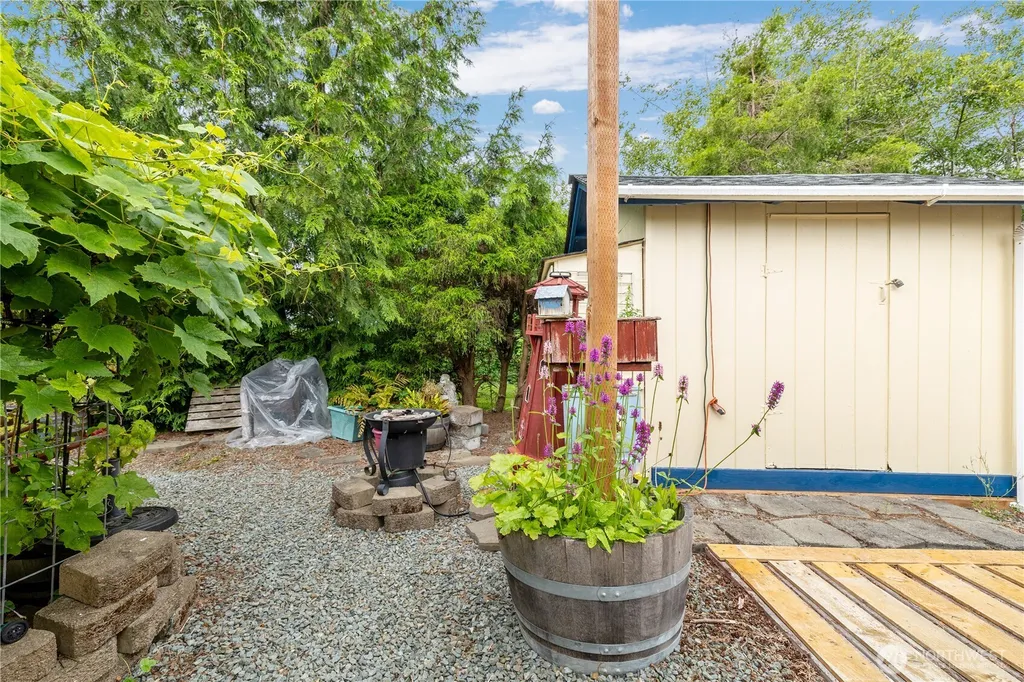 2725 E Fir Street Mount Vernon WA 98273