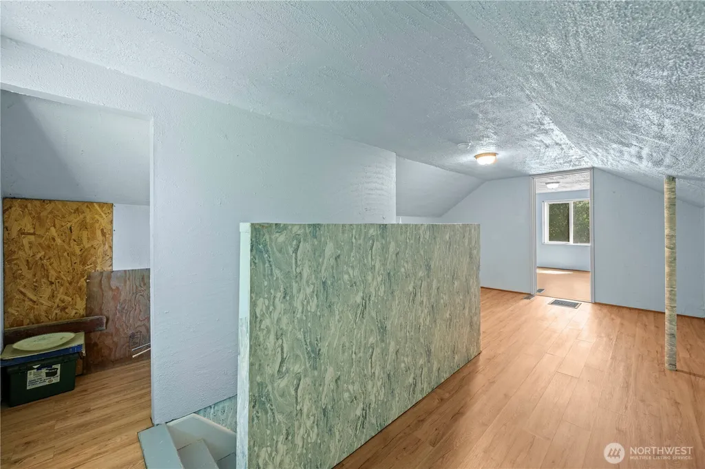 21716 State Route 530 NE Arlington WA 98223