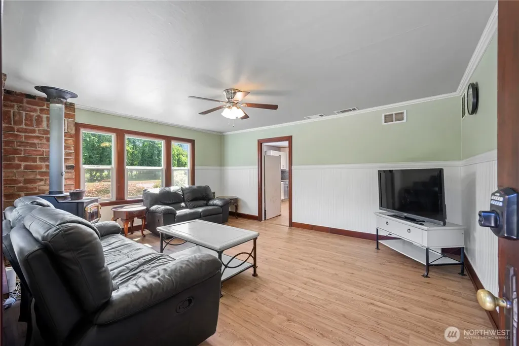 21716 State Route 530 NE Arlington WA 98223