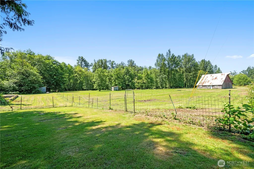 21716 State Route 530 NE Arlington WA 98223